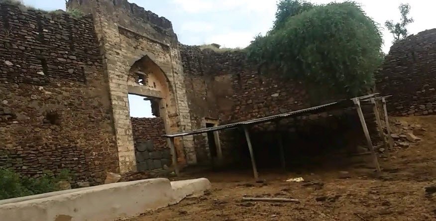 Hammigi Fort, Hammigi, Karnataka, India